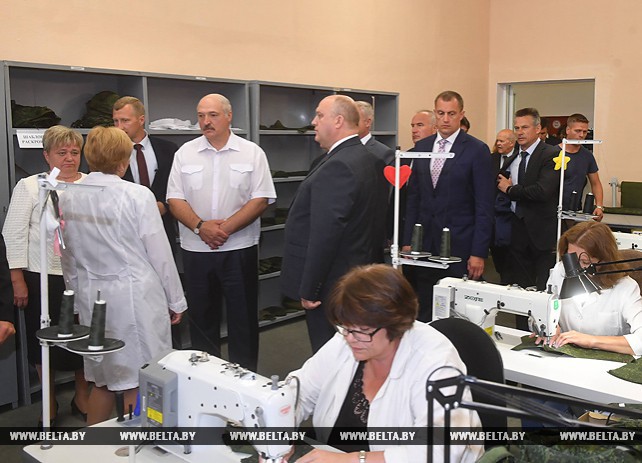 Лукашенко посетил ОАО "Техника связи"
