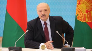 Лукашенко на совещании в Орше указал на системные недоработки по развитию района