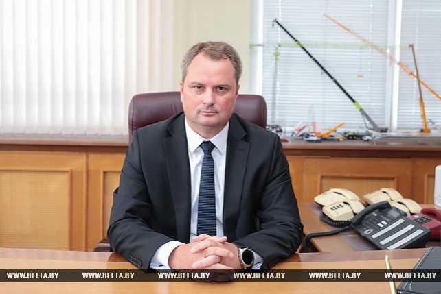 Ляшенко представил коллективу Минпрома нового руководителя