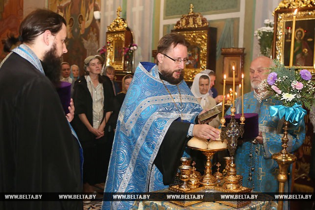Православные верующие отмечают Успение Пресвятой Богородицы