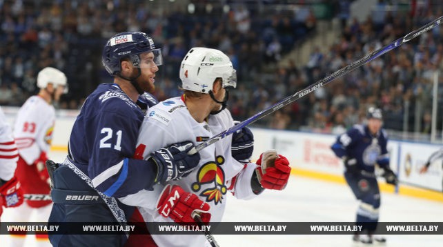Хоккеисты "Динамо-Минск" потерпели четвертое подряд поражение со старта сезона в КХЛ