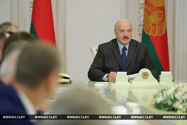 Лукашенко провел совещание по итогам белорусско-российских переговоров в Сочи