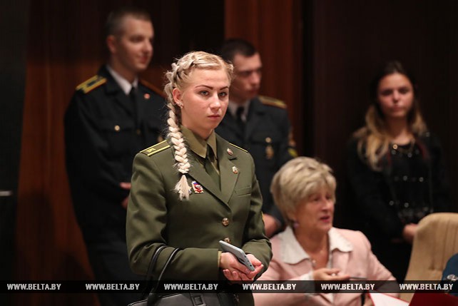 Активисты БРСМ Минска провели "Диалог поколений" с ветеранами комсомола