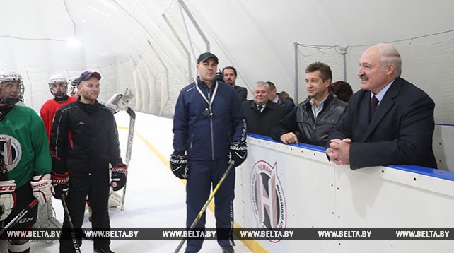 Президент посетил спорткомплекс "Пышки"
