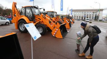 Белорусская техника представлена на выставке в Гомеле