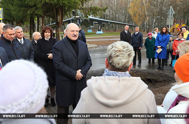 Лукашенко посетил городской поселок Болбасово в Оршанском районе