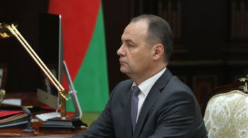 Лукашенко провел встречу с председателем Государственного военно-промышленного комитета