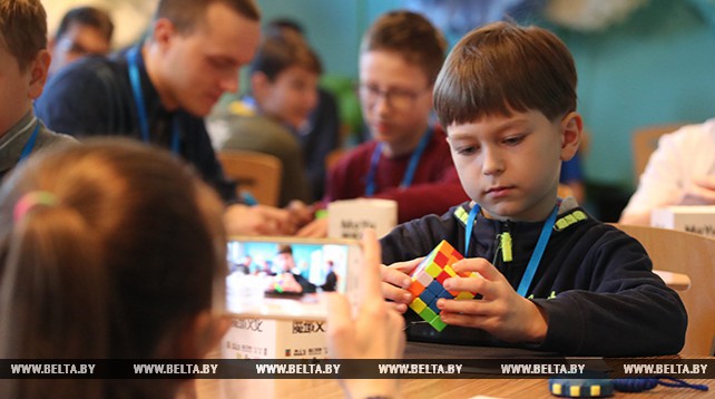 В Минске проходит чемпионат по спидкубингу "November Days in Minsk 2018"