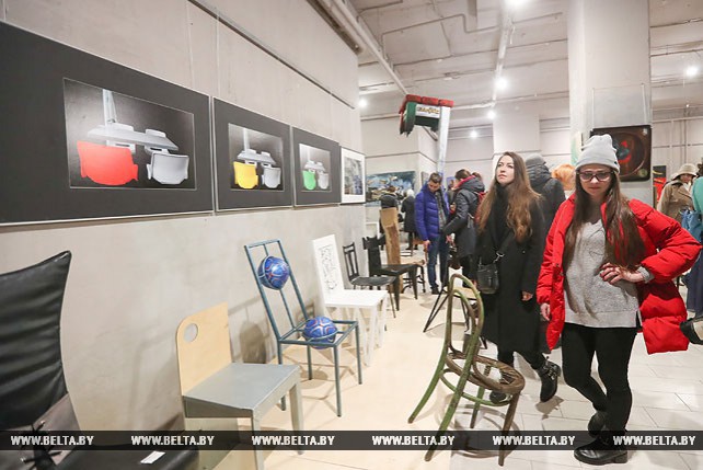 Выставка "Постулат" открылась в Минске