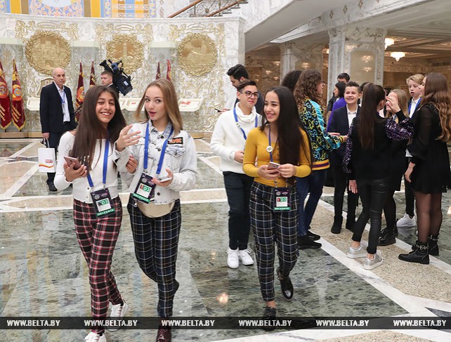 Участники детского "Евровидения" стали гостями Дворца Независимости в Минске