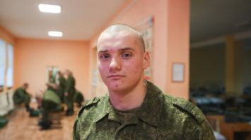 Младший сержант Алексей Волчок - один из лучших военнослужащих срочной службы