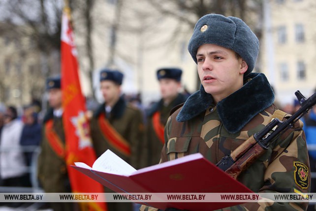 Более 450 военнослужащих приняли присягу в 120-й гвардейской механизированной бригаде