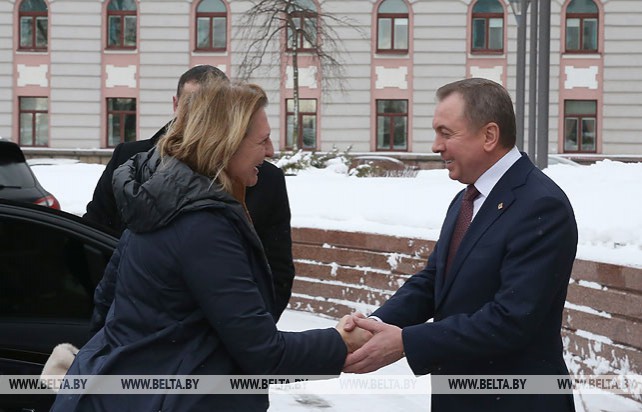 Макей встретился с федеральным министром по вопросам Европы, интеграции и иностранных дел Австрии Карин Кнайсль
