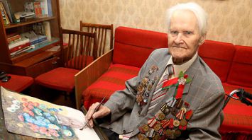 98-летний фронтовик из Полоцка пишет картины