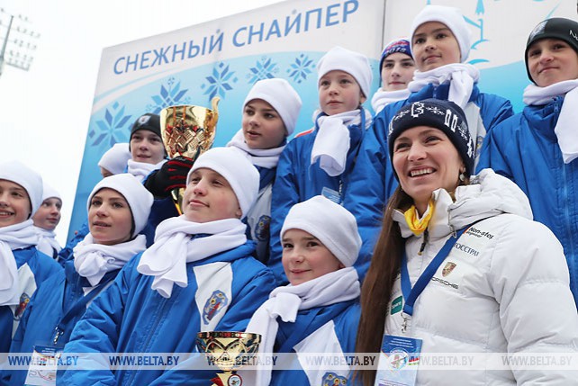 В "Раубичах" завершились соревнования по биатлону "Снежный снайпер"