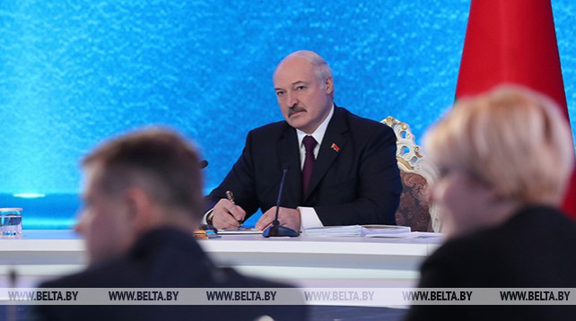 Встреча Лукашенко с представителями общественности и СМИ в Минске