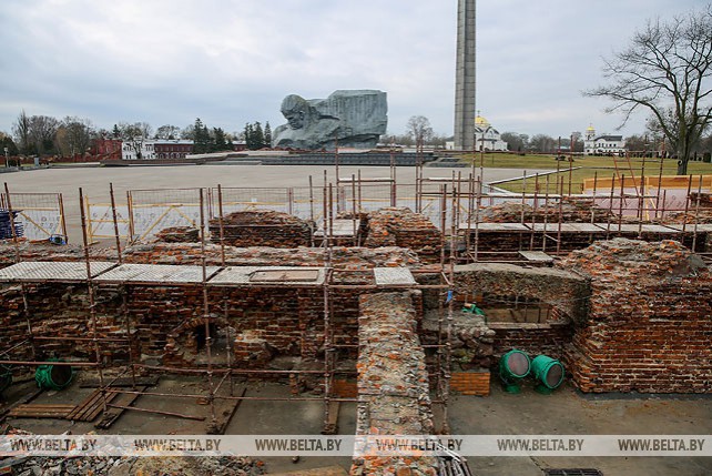 В Брестской крепости ведутся работы по консервации руин Белого дворца