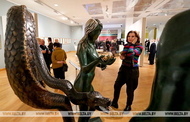 Выставка "Сальвадор Дали" открылась в Национальном художественном музее