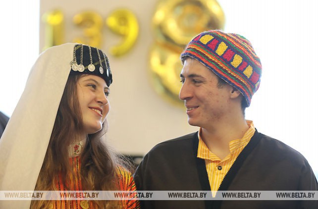 В Минске по-восточному весело и радушно отметили древний Новый год - Навруз