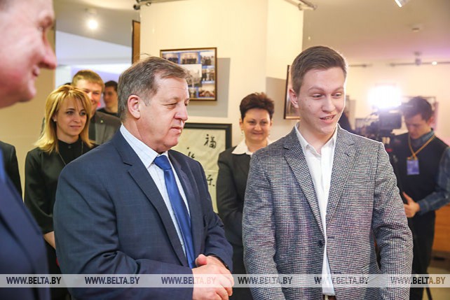 Анатолий Лис провел встречу со студентами Полесского госуниверситета