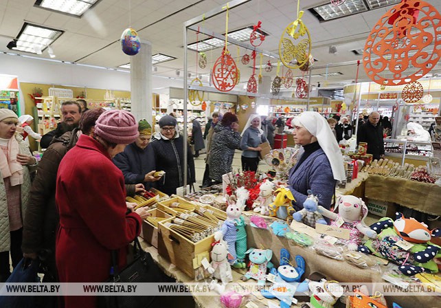 Пасхальный фестиваль "Радость" открылся в минском Дворце искусства