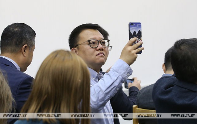 Китайские журналисты посетили МГЛУ