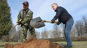 Депутаты Палаты представителей приняли участие в республиканском субботнике