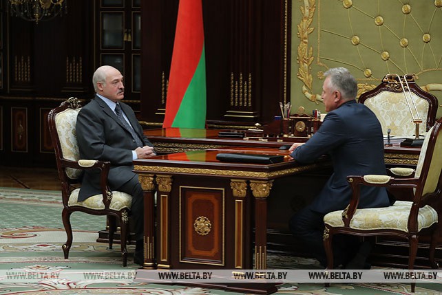 Лукашенко встретился с председателем Федерации профсоюзов Беларуси