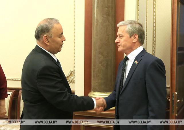 Пирштук встретился с парламентской делегацией Таджикистана
