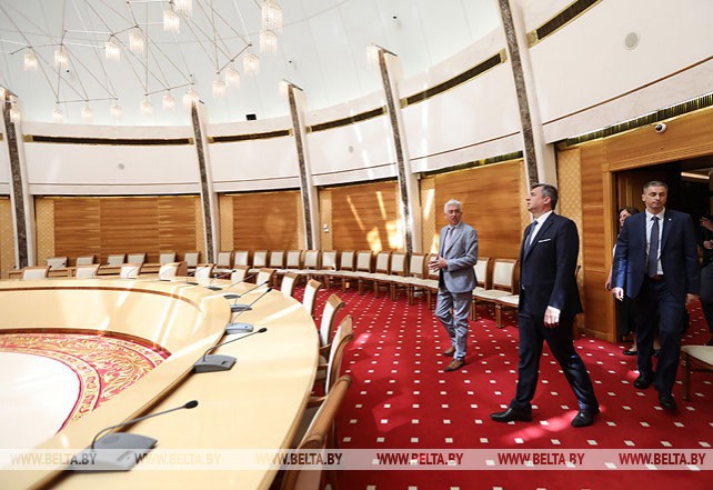 Словацкие парламентарии посетили Национальную библиотеку Беларуси