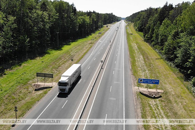 В Гродненской области движение по четырем полосам открыто на очередном участке трассы М6
