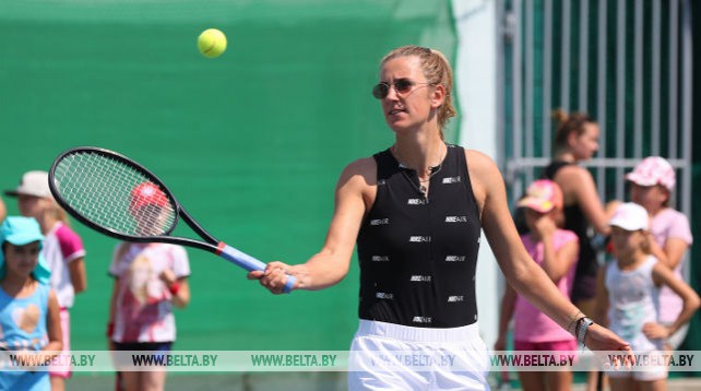 Виктория Азаренко провела в Минске мастер-класс для юных теннисистов