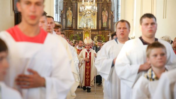 В Нарочи открыли мемориальную доску в память о погибшей в авиакатастрофе Марии Качиньской