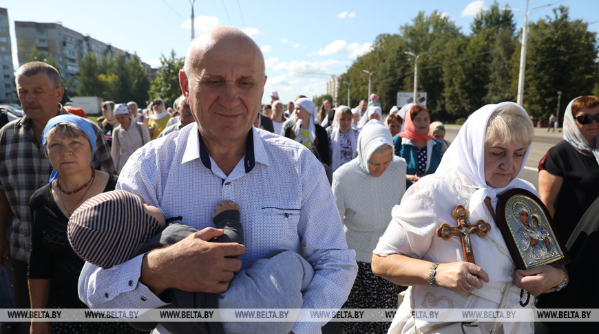 Крестный ход в честь празднования Успения Пресвятой Богородицы прошел в Витебске