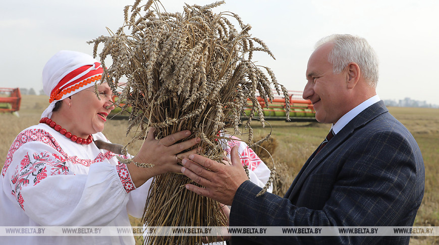 Праздник хлеборобов прошел в Оршанском районе