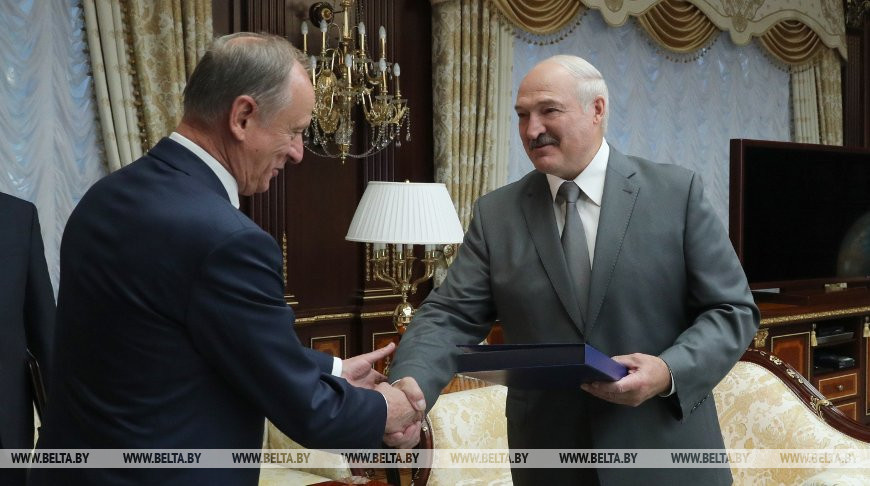 Лукашенко встретился с секретарем Совета безопасности России