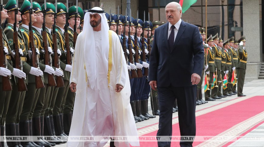 Церемония официальной встречи наследного принца Абу-Даби прошла во Дворце Независимости