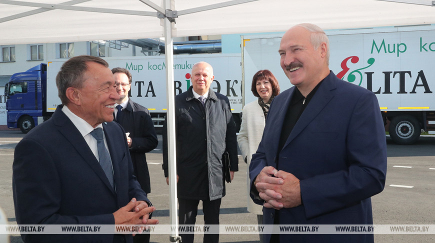 Лукашенко посетил косметическое производство ЗАО "Витекс"