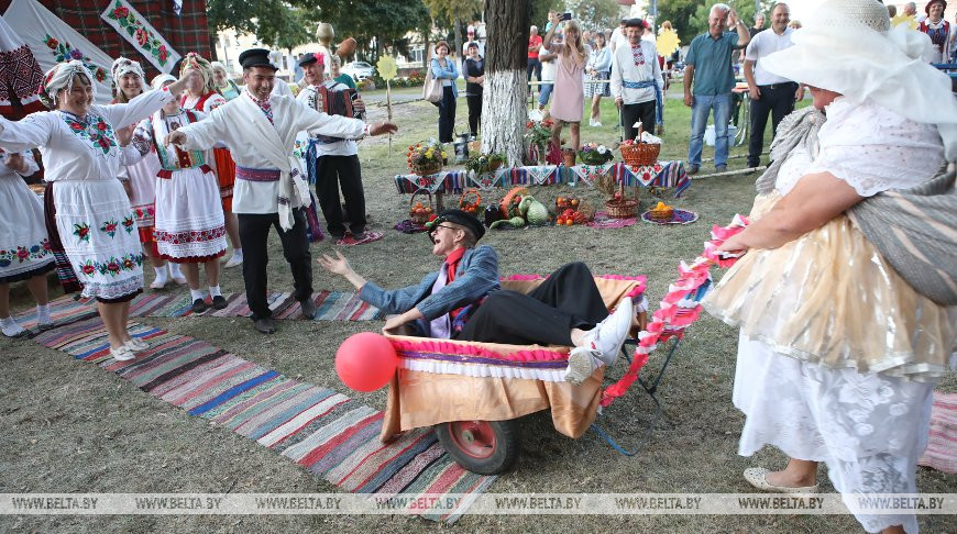 Свадебный обряд "Куры" сохранился на Полесье