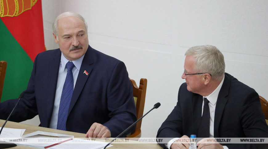 Лукашенко посетил Академию управления при Президенте Беларуси
