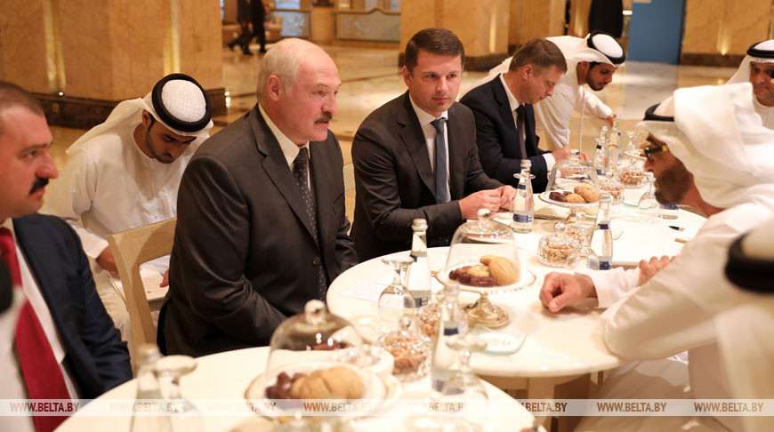 Лукашенко обсудил с наследным принцем Абу-Даби реализацию белорусско-эмиратских договоренностей