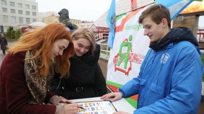 Молодежные пикеты для повышения электоральной активности прошли в Витебске