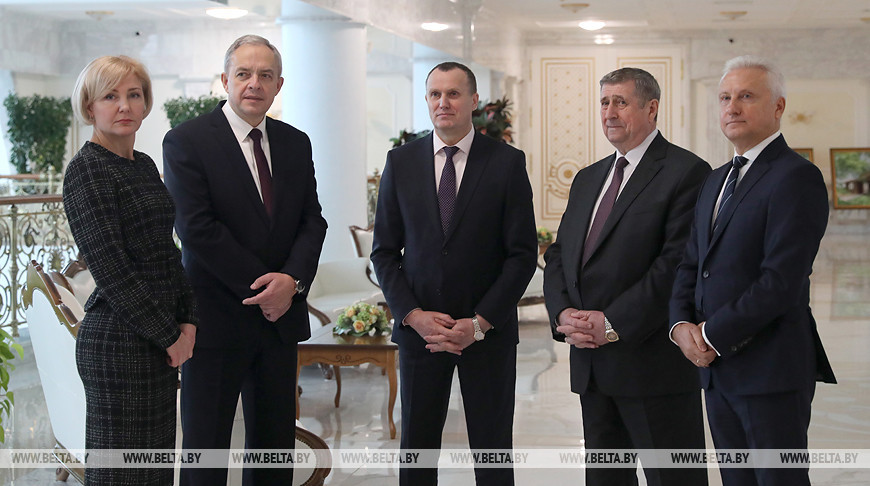 Лукашенко принял решение о назначении новых главы Администрации Президента и его заместителя