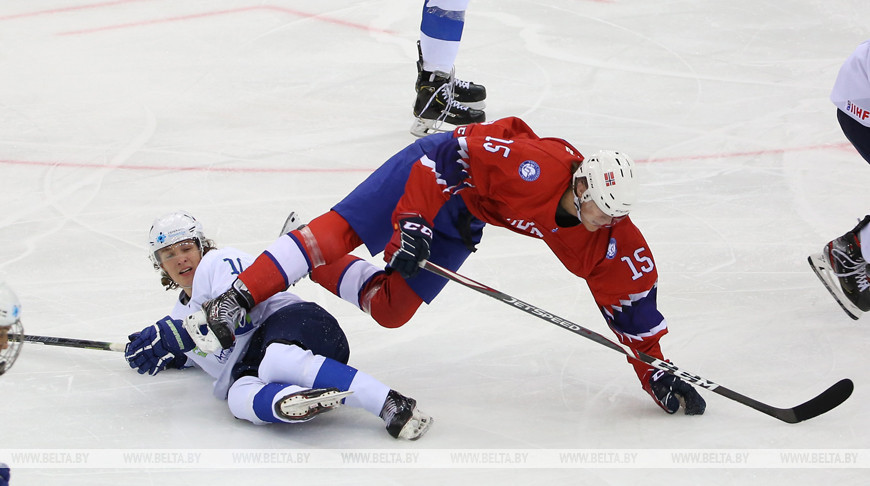 Норвежцы победили словенцев в матче открытия молодежного ЧМ в Минске