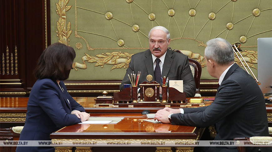 Лукашенко встретился с главой Администрации Президента и председателем Совета Республики
