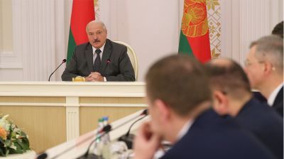 Лукашенко провел совещание с руководством Совета Министров