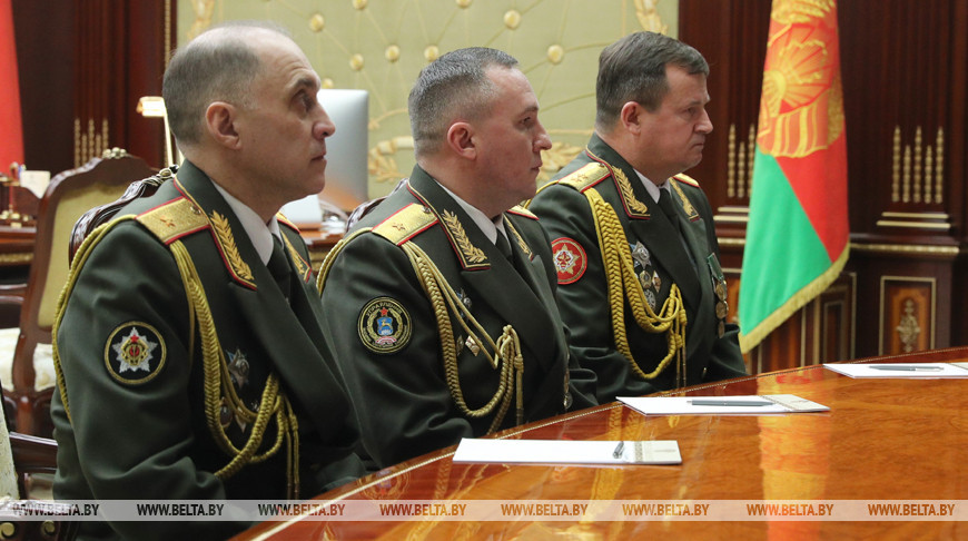 Лукашенко назначил госсекретаря Совета безопасности, министра обороны и начальника Генштаба ВС