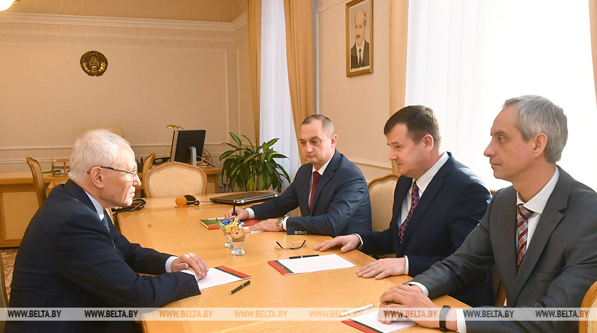 Равков встретился с государственным секретарем Союзного государства Григорием Рапотой