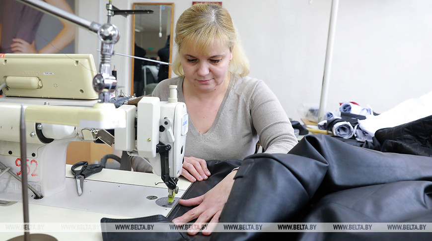 Более 80 новых моделей верхней одежды предложит бобруйская фабрика "Славянка" этой весной
