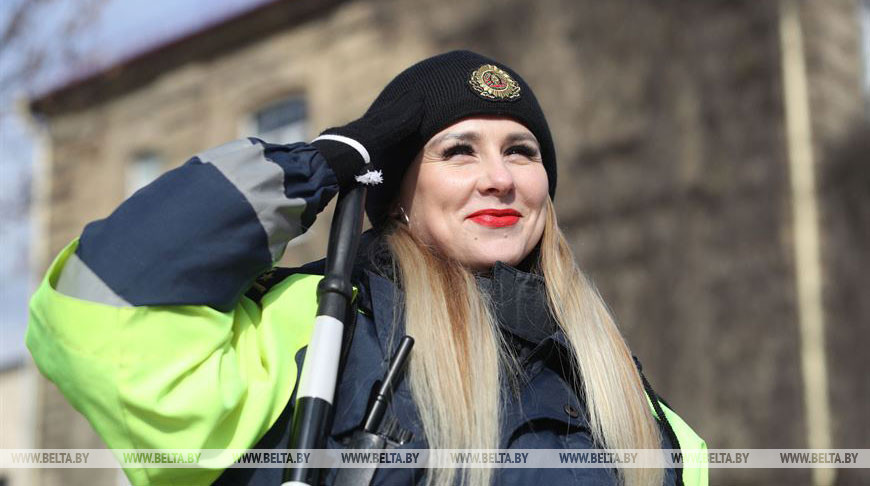 В Гродно накануне Дня милиции провели парад